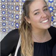 Laureata in giurisprudenza e 3 anni di pratica legale. Offro lezioni di diritto